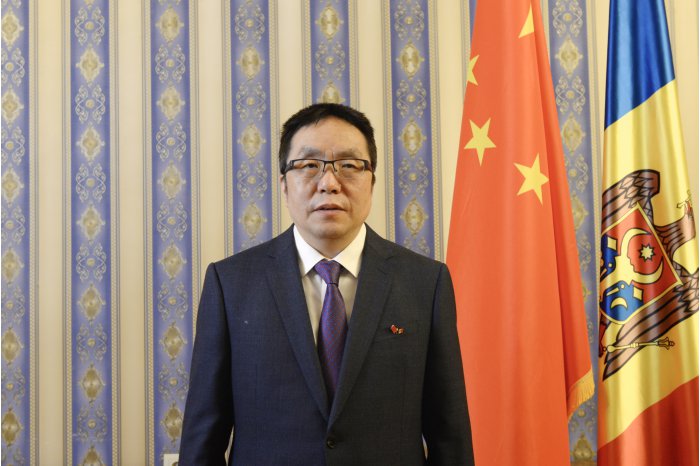 Янь Вэньбинь: Китай активно поддерживает социально-экономическое развитие Молдовы