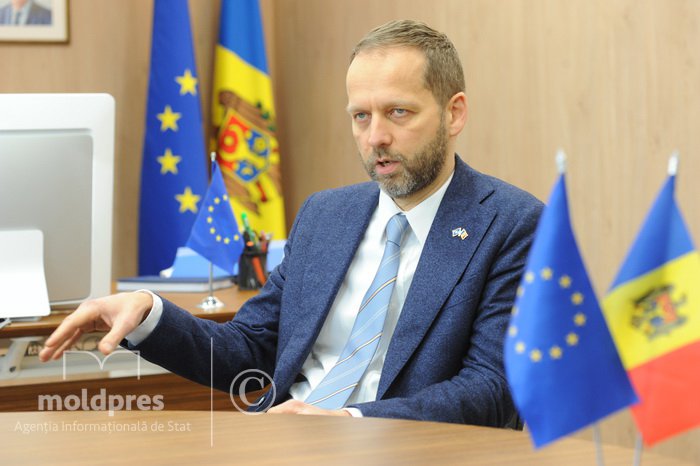 Janis Mazeiks: „Este foarte important ca R. Moldova să evolueze în cele nouă domenii evidențiate de Comisia Europeană”