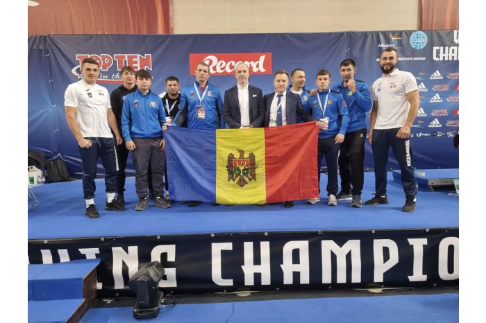 Lotul național de kickboxing a cucerit două medalii de bronz la Campionatul Mondial, versiunea WAKO