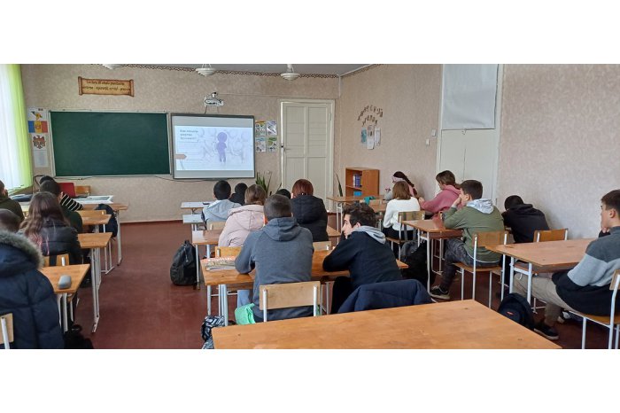 Явление буллинга в школах обсудили в Комратском территориальном информационном бюро парламента 