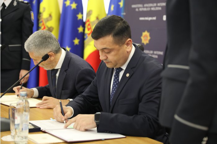 PHOTO Moldova, Spain signed agreement on mutual recognition of driving licences