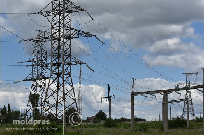 Energocom a anunțat cantitatea de energie electrică necesară consumatorilor în luna mai