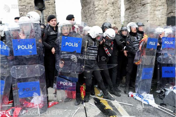 Turcia: Poliţia a operat 210 arestări la o manifestaţie de 1 Mai, la Istanbul