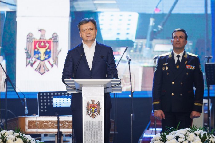 Moldovan PM assures policemen of government's every support 